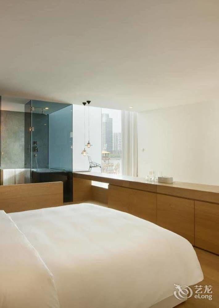 The Waterhouse At South Bund Hotell Shanghai Exteriör bild